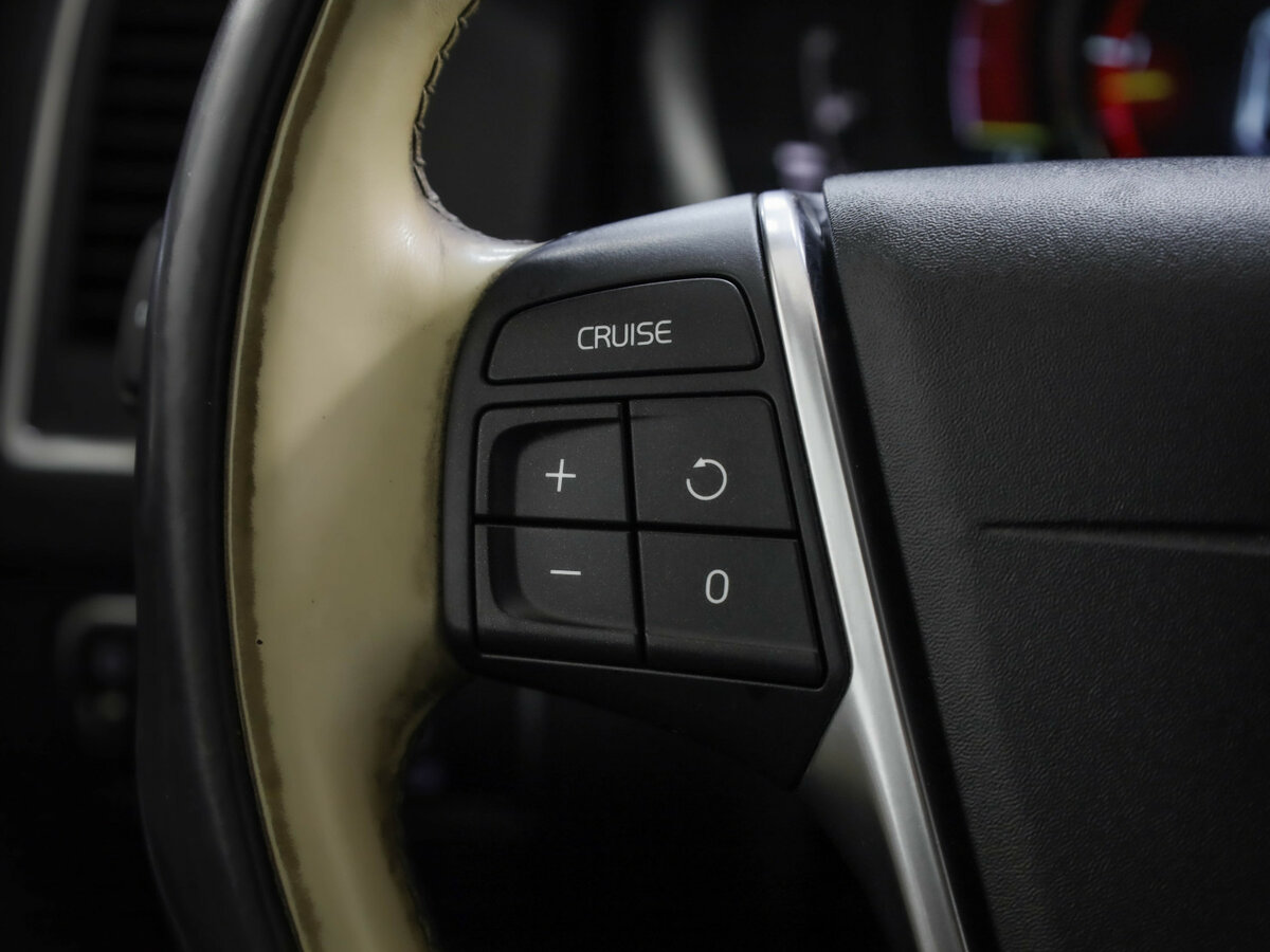 Volvo XC60 б/у, 2013, Автоматическая. Фото: #10