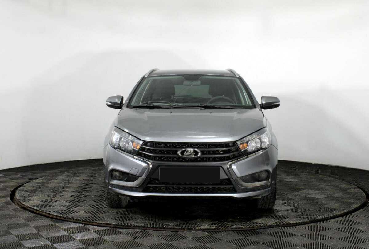 Lada (ВАЗ) Vesta б/у, 2020, Механическая. Фото: #1