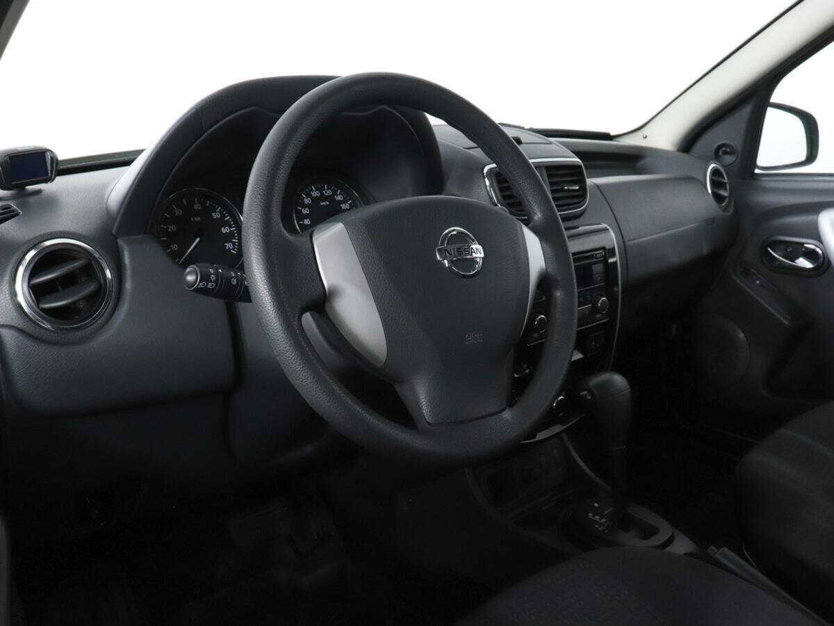 Nissan Terrano б/у, 2014, Автоматическая. Фото: #8