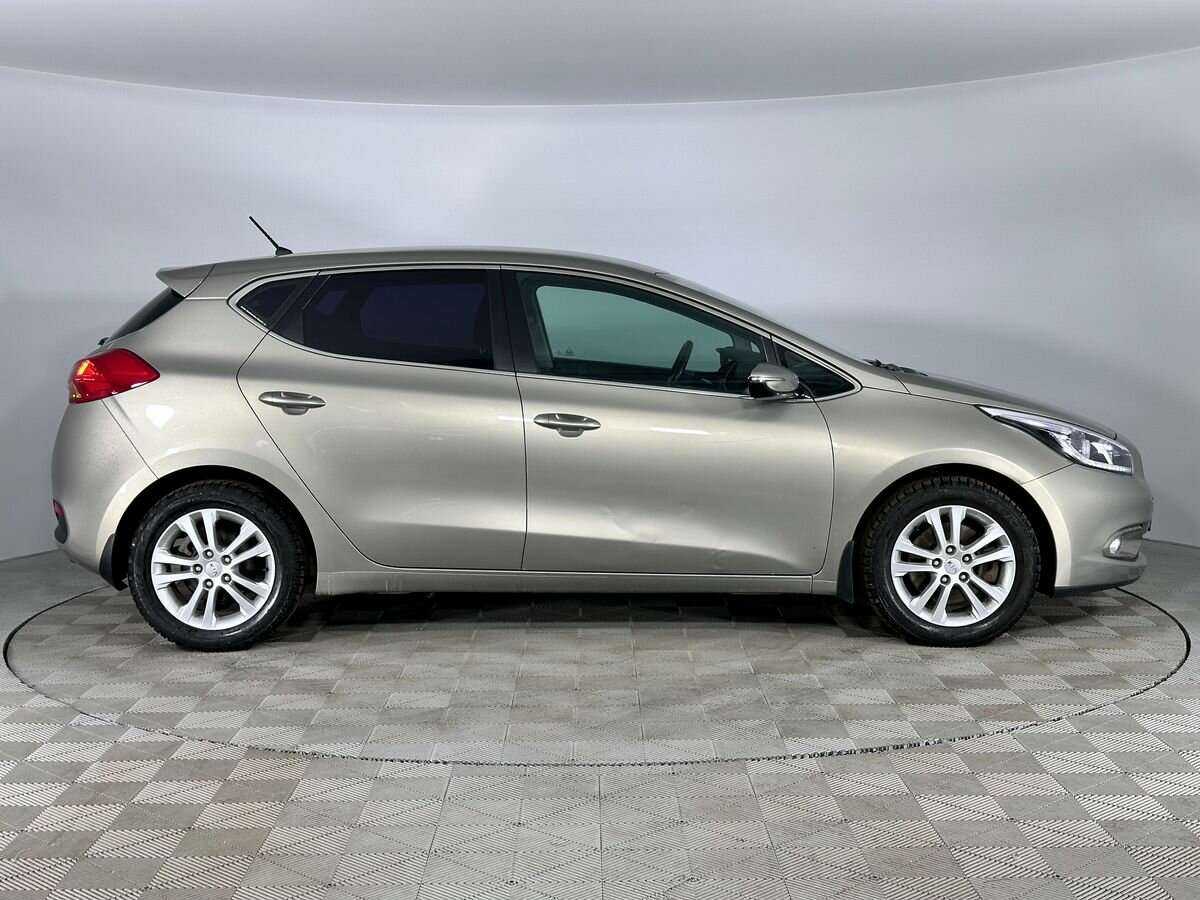 Kia Ceed б/у, 2014, Автоматическая. Фото: #4