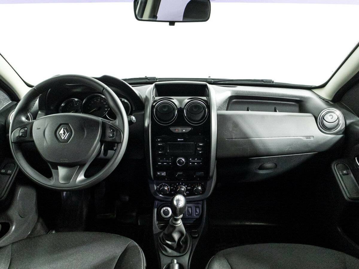 Renault Duster б/у, 2018, Механическая. Фото: #12