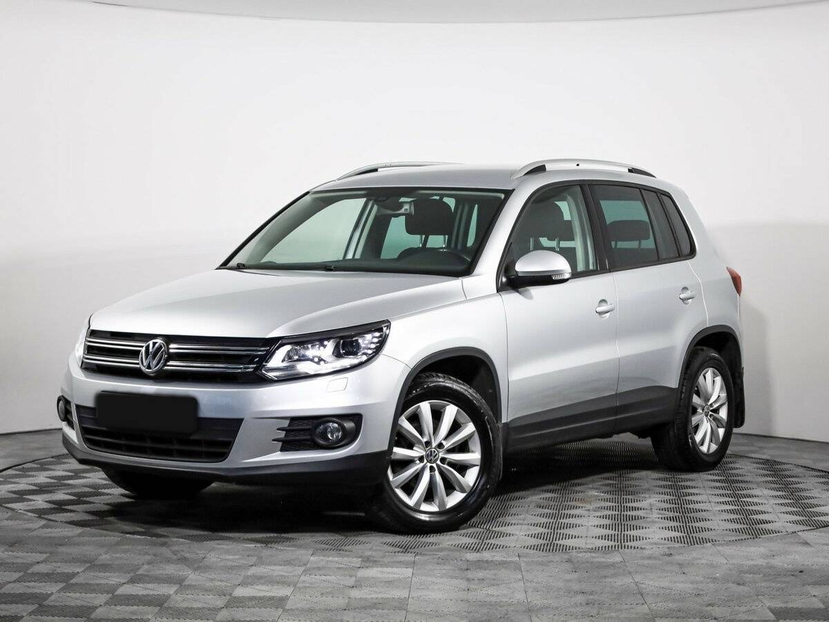 Volkswagen Tiguan б/у, 2016, Автоматическая. Фото: #0