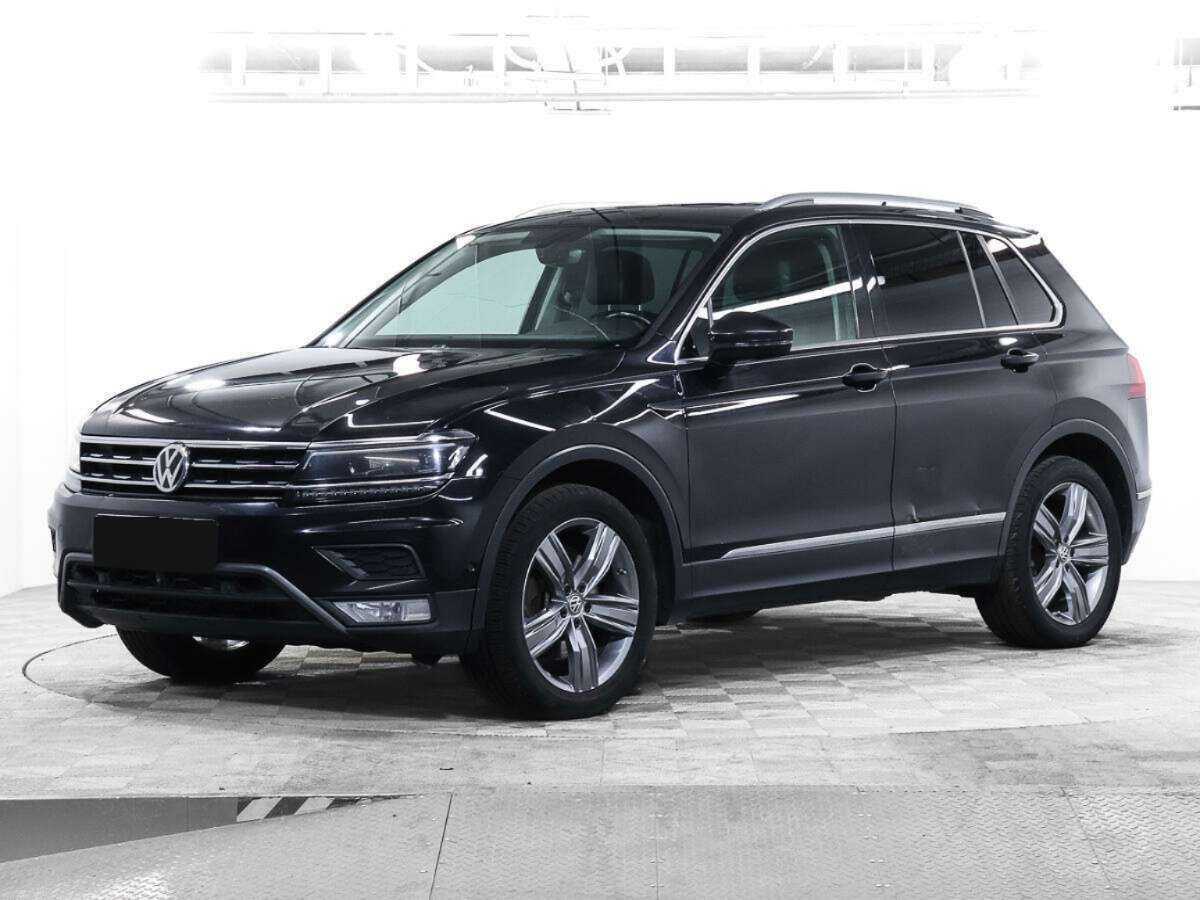 Volkswagen Tiguan б/у, 2017, Роботизированная. Посмотреть фото