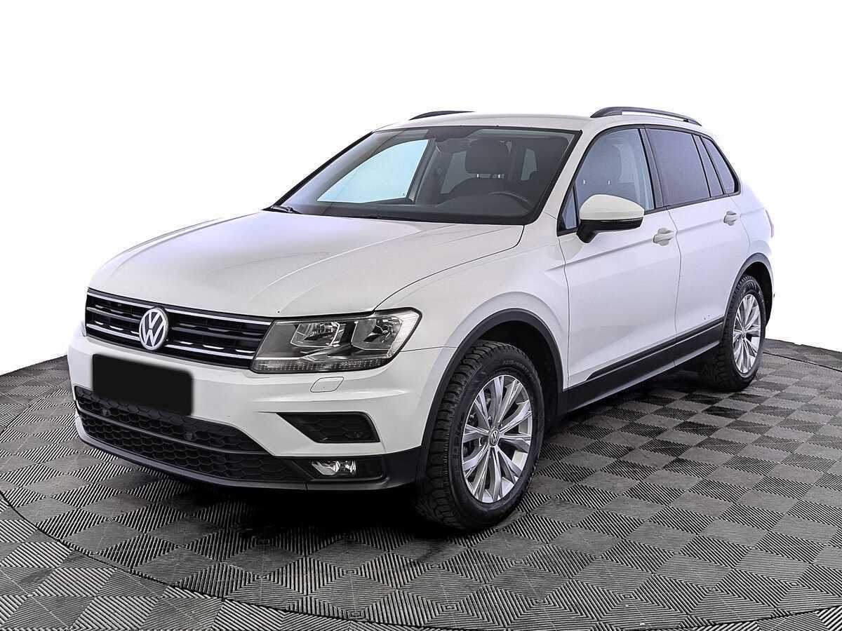 Volkswagen Tiguan б/у, 2018, Роботизированная. Посмотреть фото