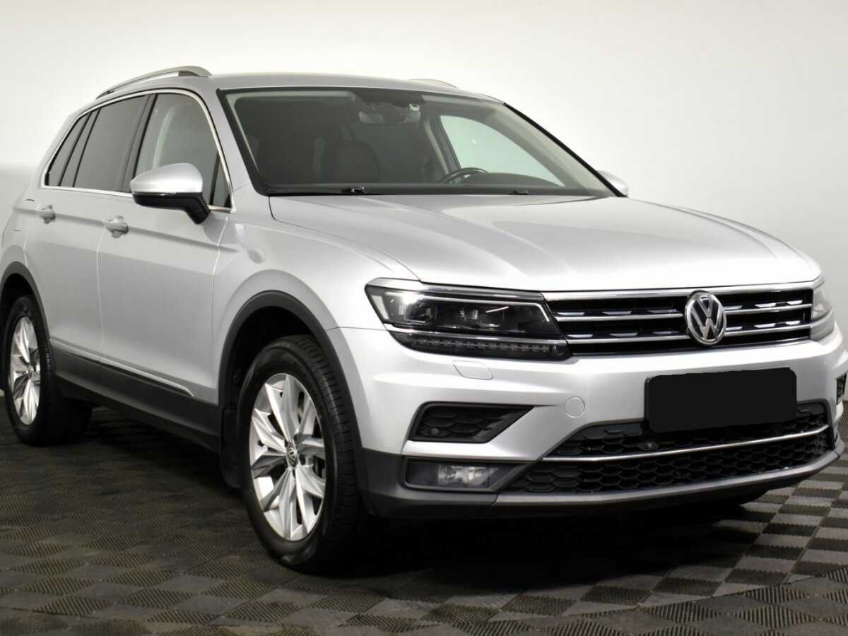 Volkswagen Tiguan б/у, 2017, Роботизированная. Фото: #2