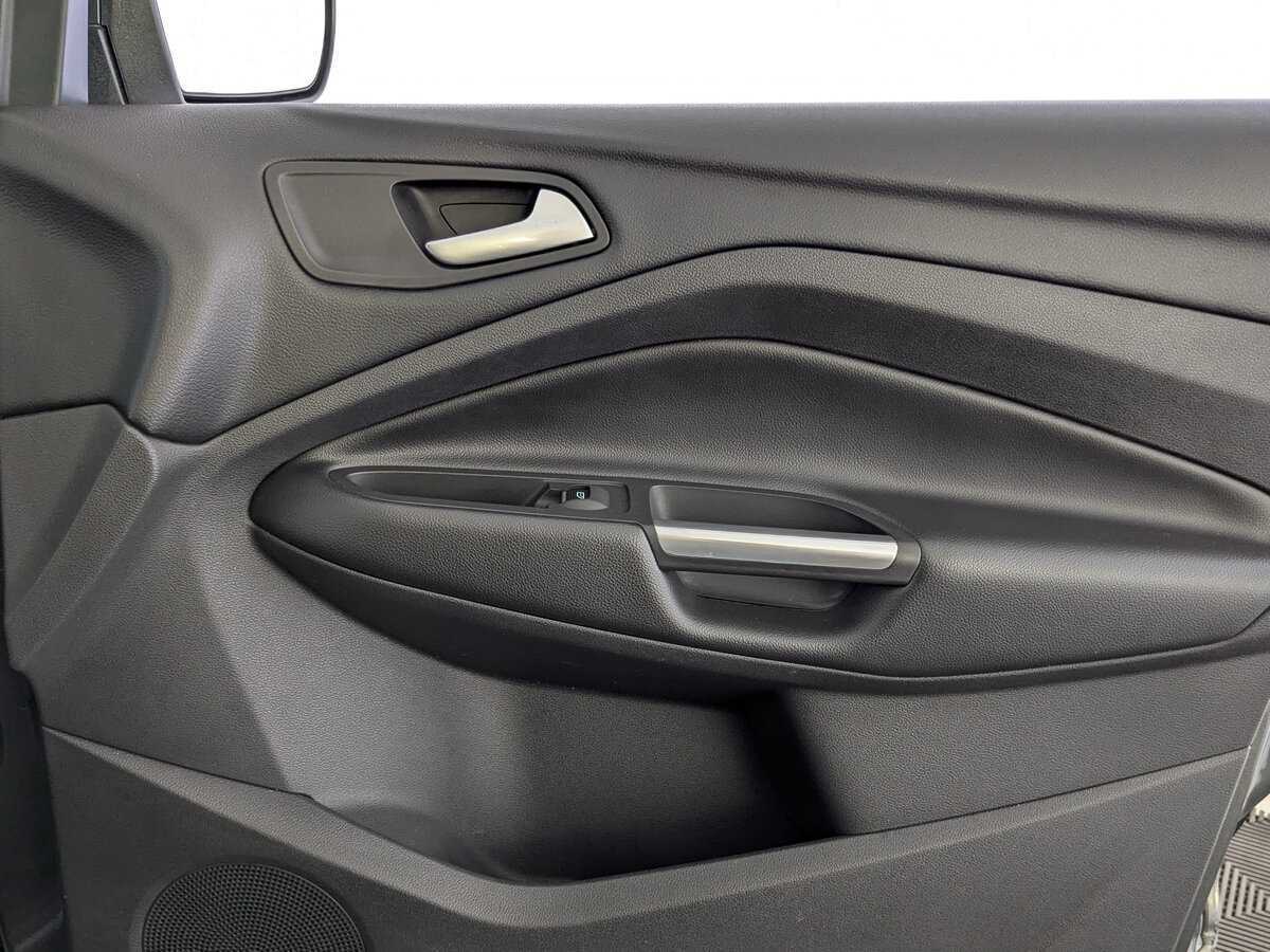 Ford Kuga б/у, 2018, Автоматическая. Фото: #24