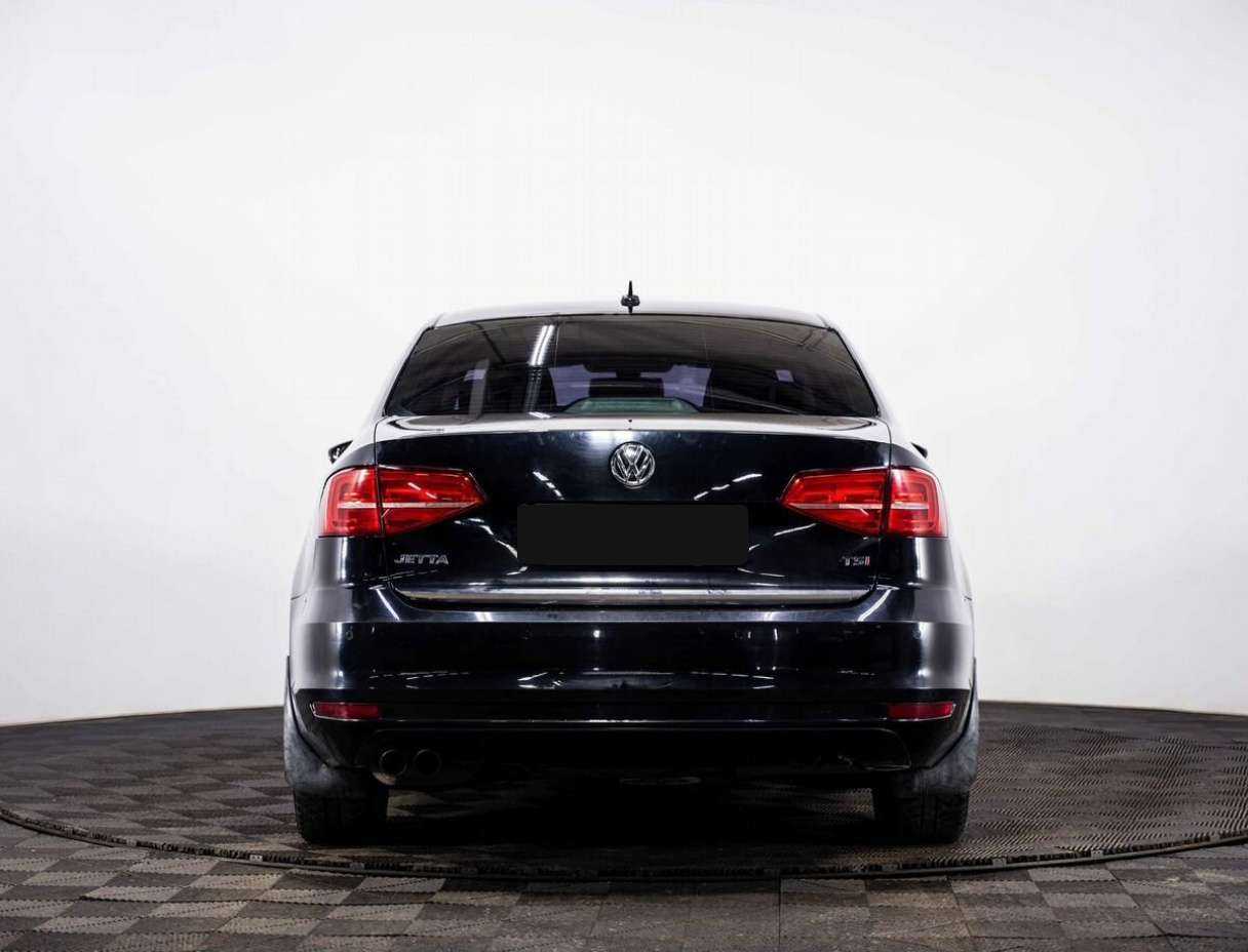 Volkswagen Jetta б/у, 2016, Механическая. Фото: #4