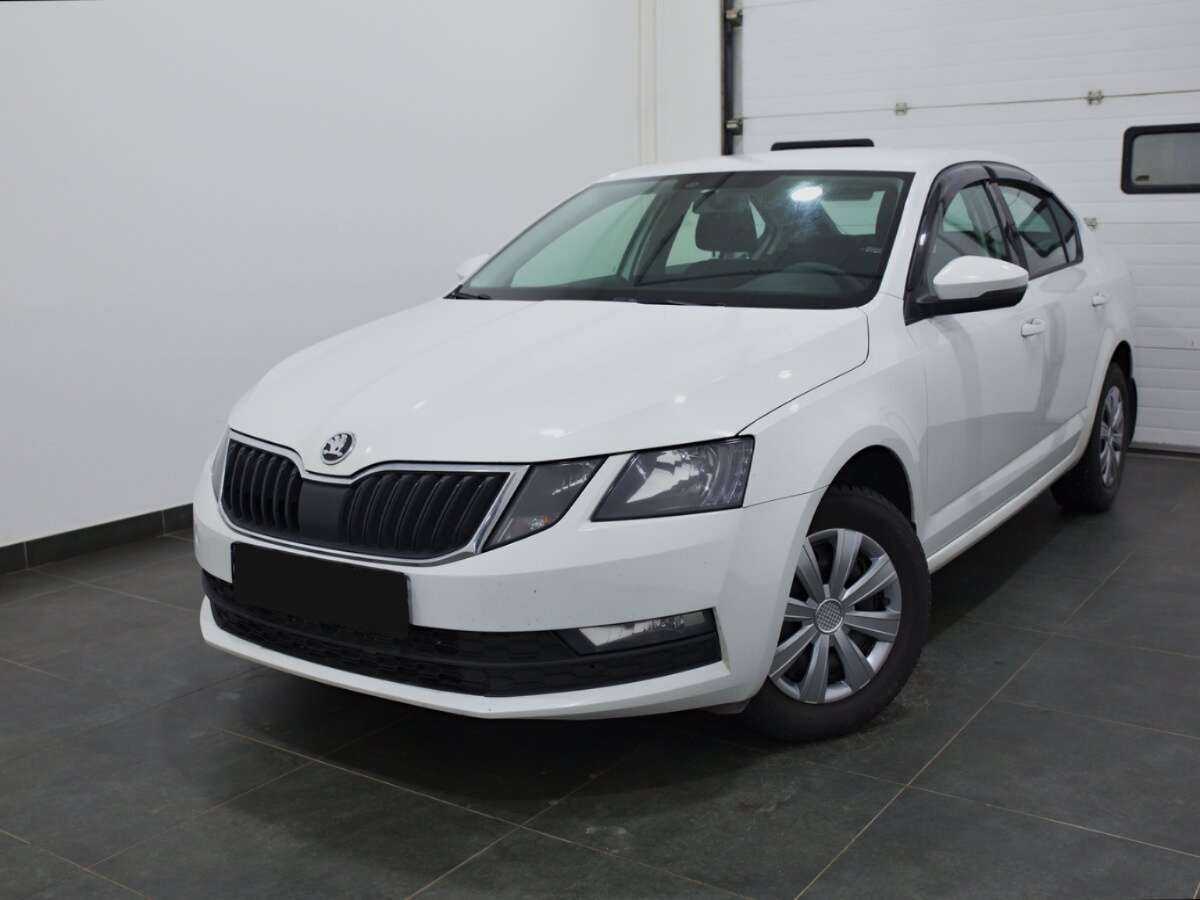 Skoda Octavia б/у, 2019, Механическая. Фото: #0
