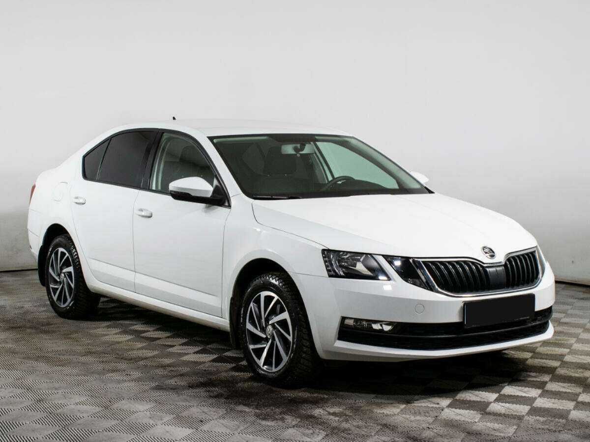 Skoda Octavia б/у, 2020, Автоматическая. Фото: #2