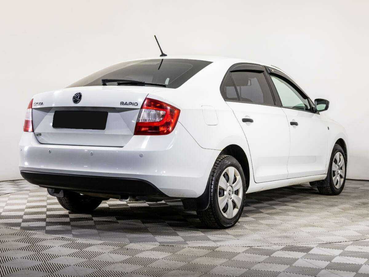 Skoda Rapid б/у, 2016, Автоматическая. Фото: #3