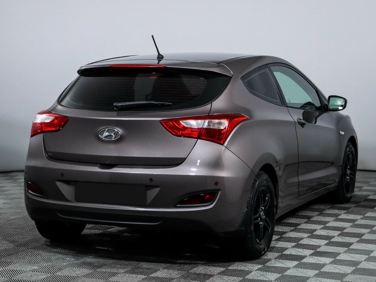 Hyundai i30 б/у, 2014, Автоматическая. Фото: #3