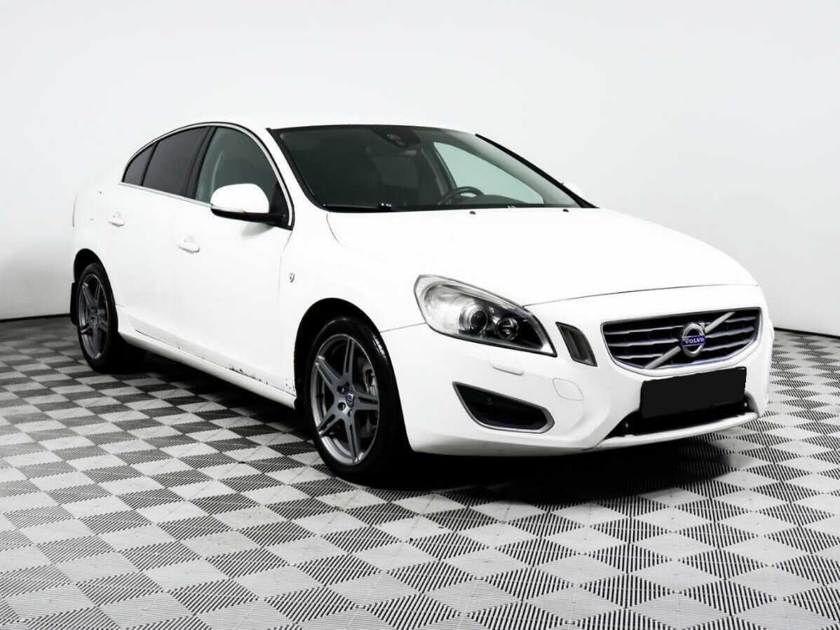 Volvo S60 б/у, 2012, Автоматическая. Фото: #2