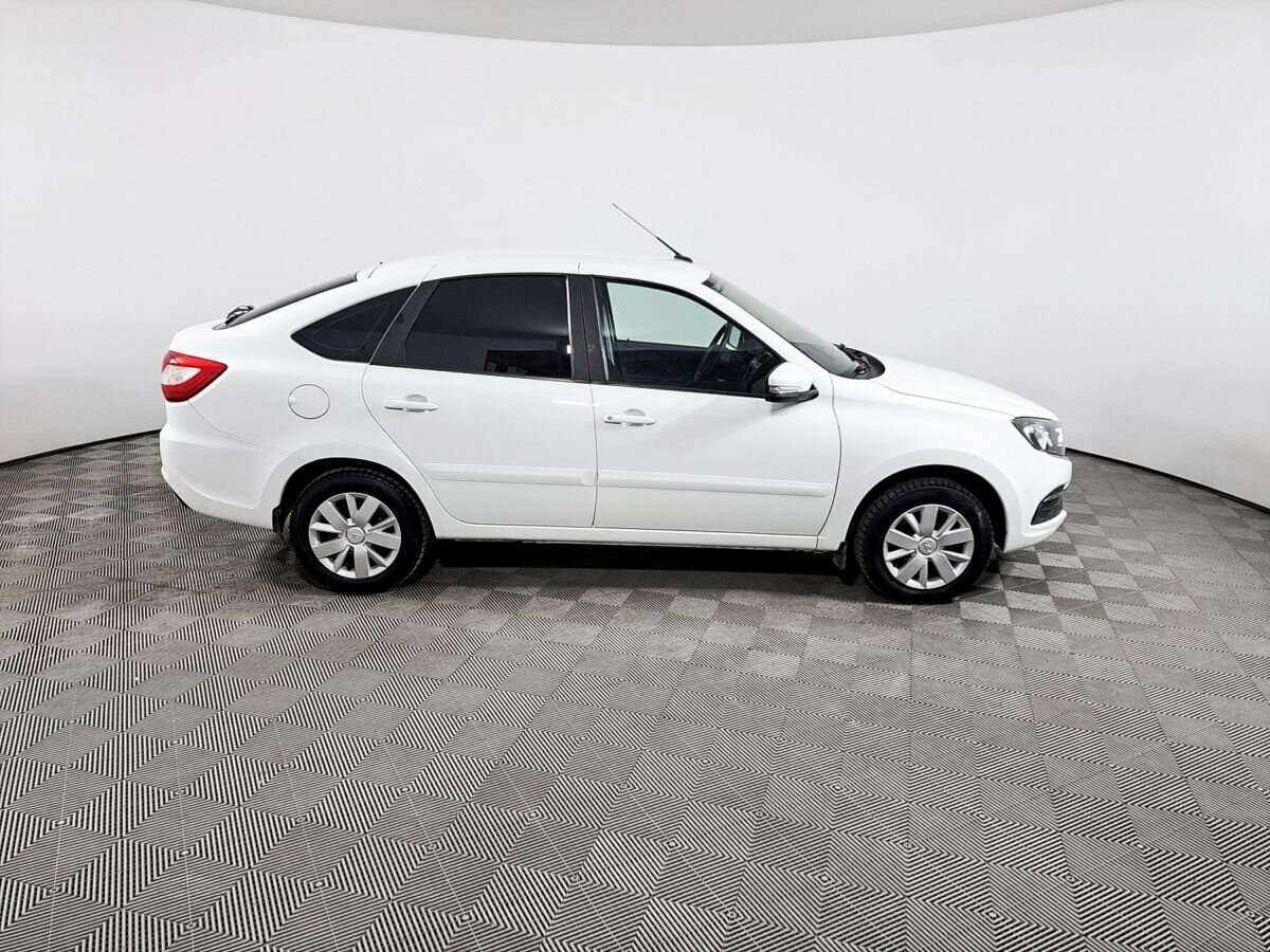 Lada (ВАЗ) Granta б/у, 2021, Механическая. Фото: #3