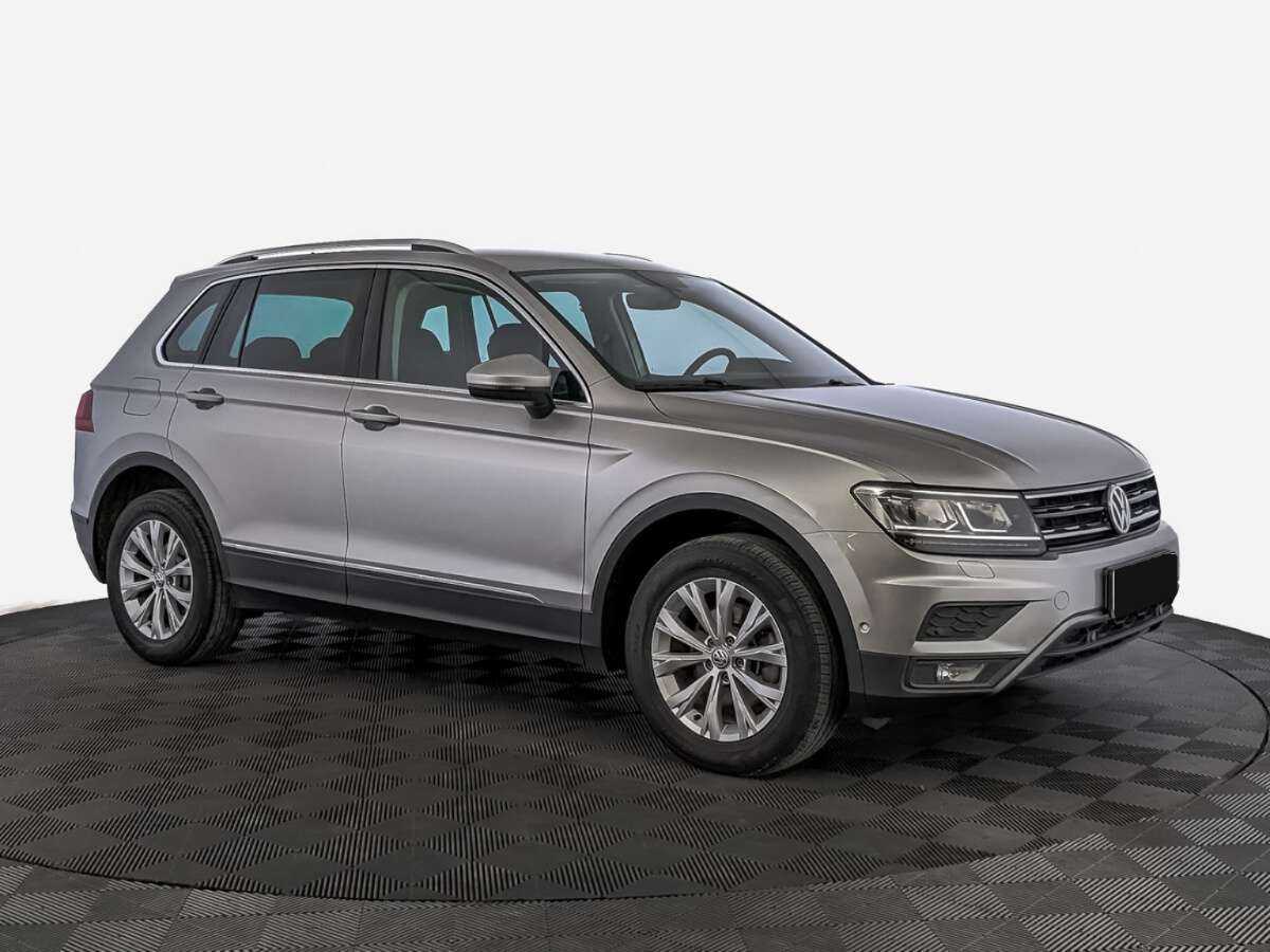 Volkswagen Tiguan б/у, 2017, Роботизированная. Фото: #2