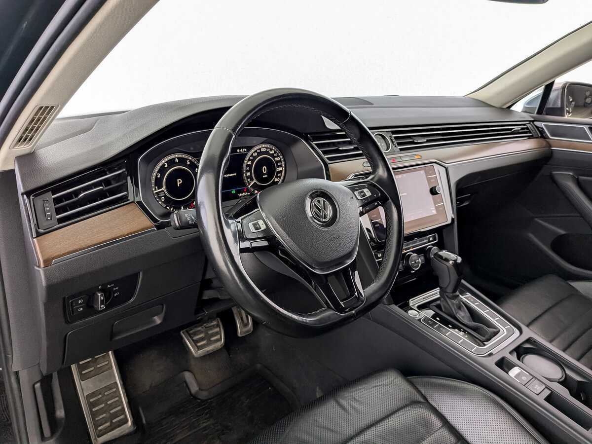 Volkswagen Passat б/у, 2018, Роботизированная. Фото: #15