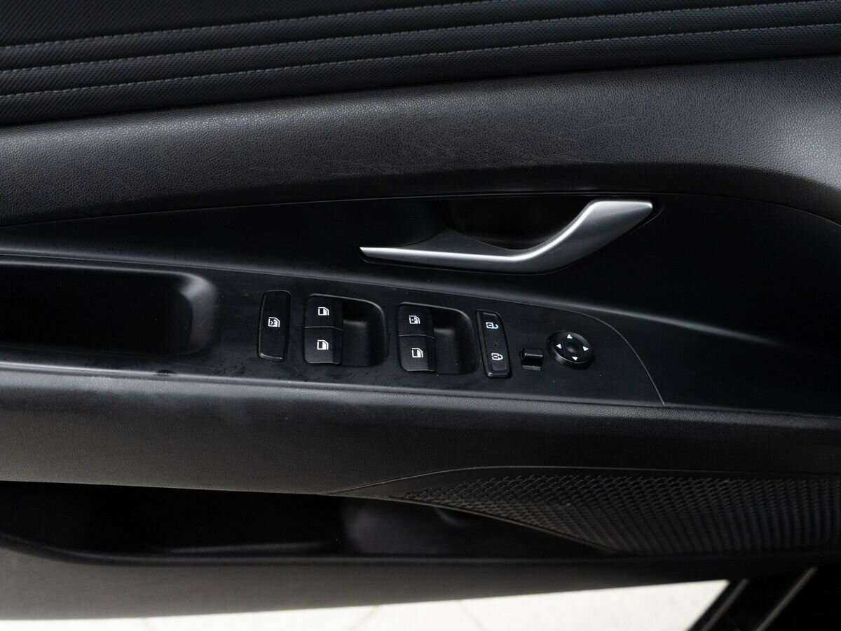 Hyundai Elantra б/у, 2021, Автоматическая. Фото: #13