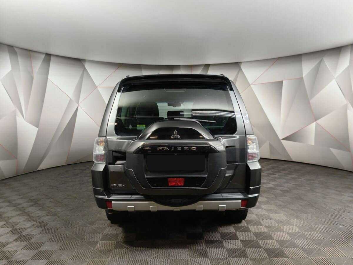 Mitsubishi Pajero б/у, 2015, Автоматическая. Фото: #7