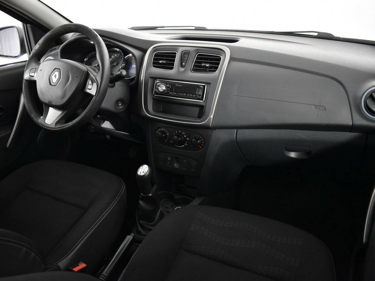 Renault Logan б/у, 2014, Механическая. Фото: #8