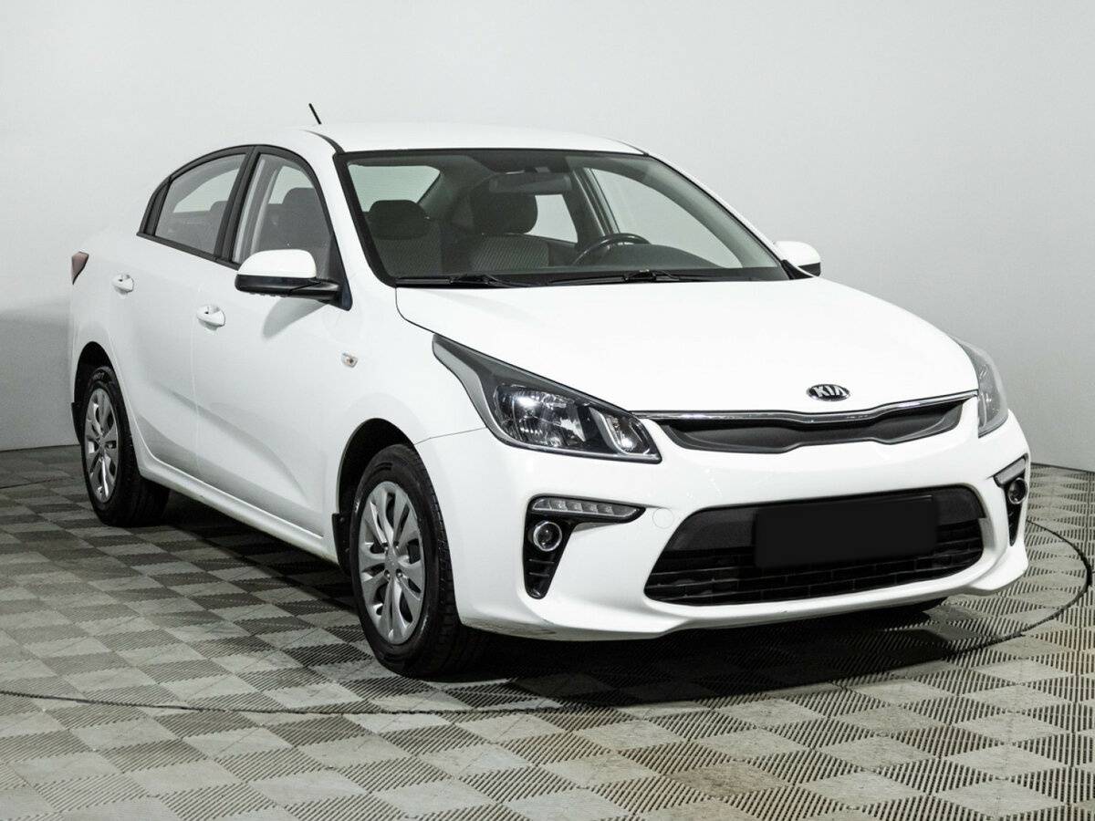 Kia Rio б/у, 2018, Автоматическая. Фото: #2