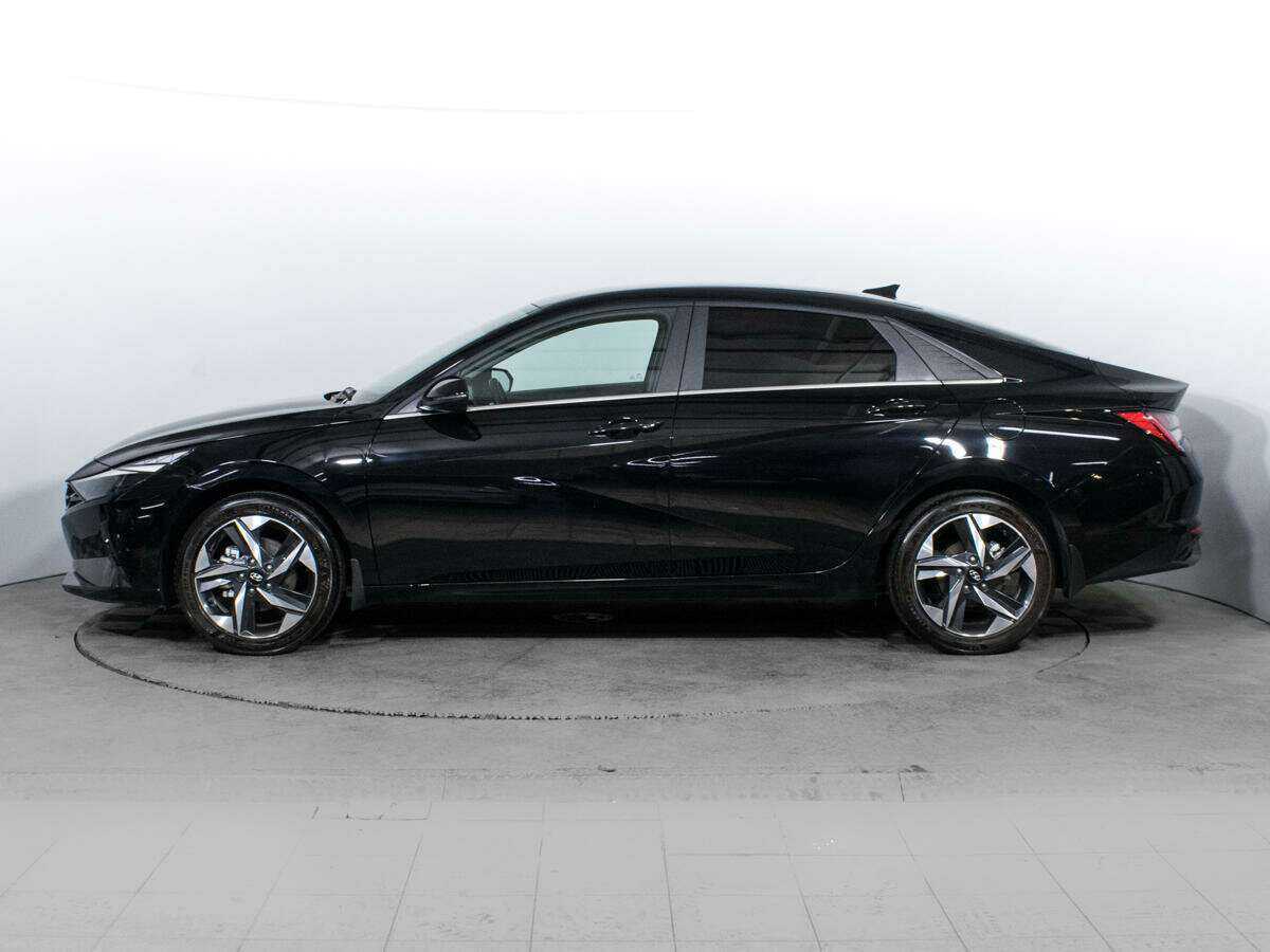Hyundai Elantra б/у, 2023, Автоматическая. Фото: #7