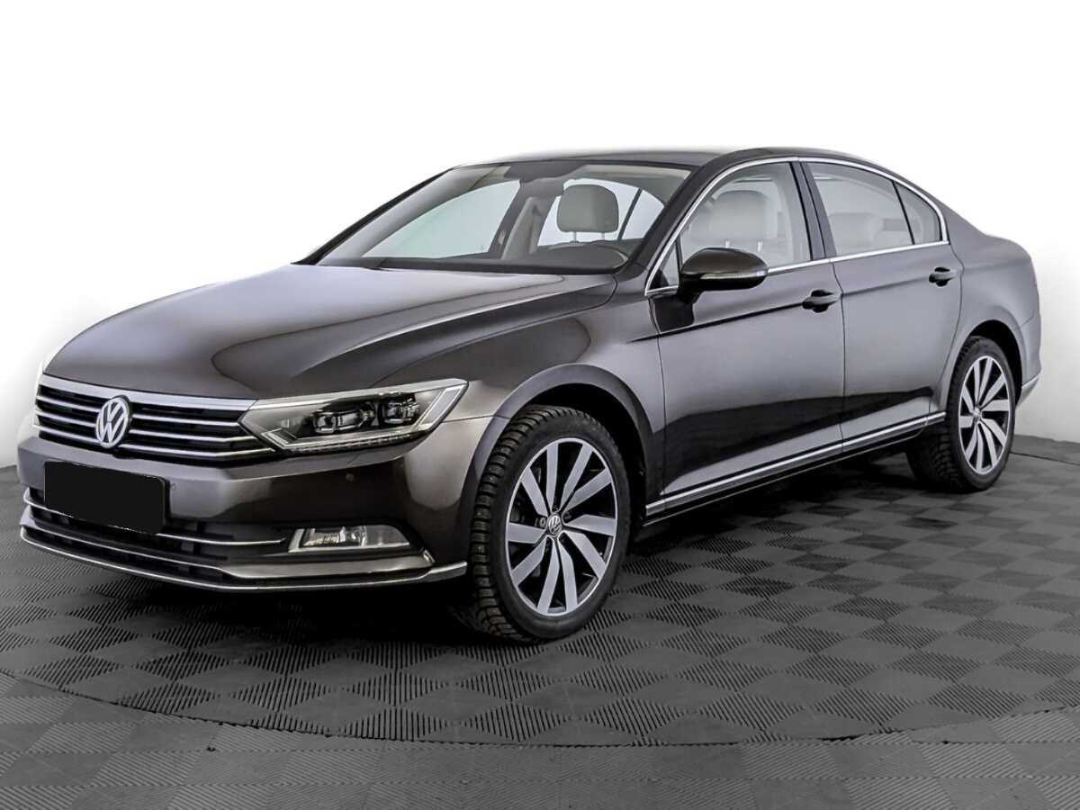 Volkswagen Passat б/у, 2017, Роботизированная. Фото: #0