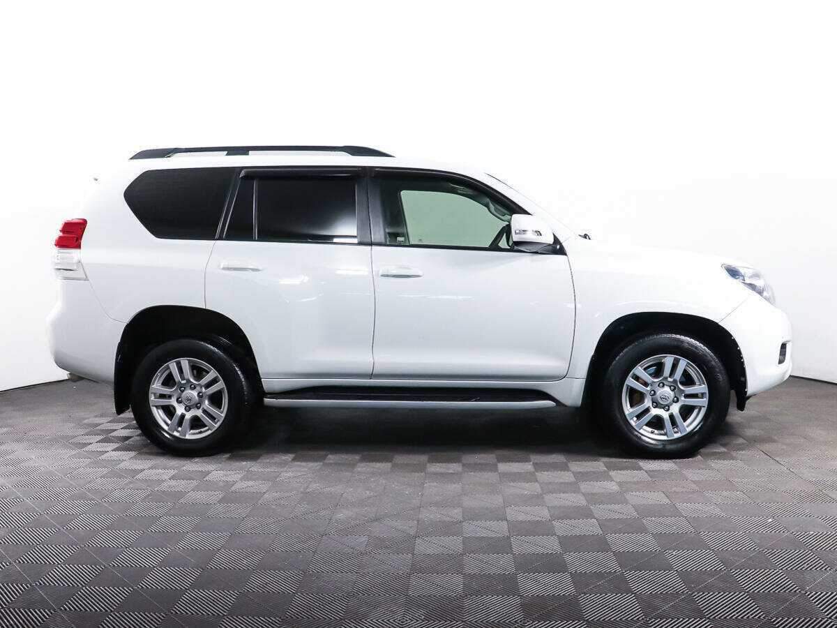 Toyota Land Cruiser Prado б/у, 2012, Автоматическая. Фото: #3