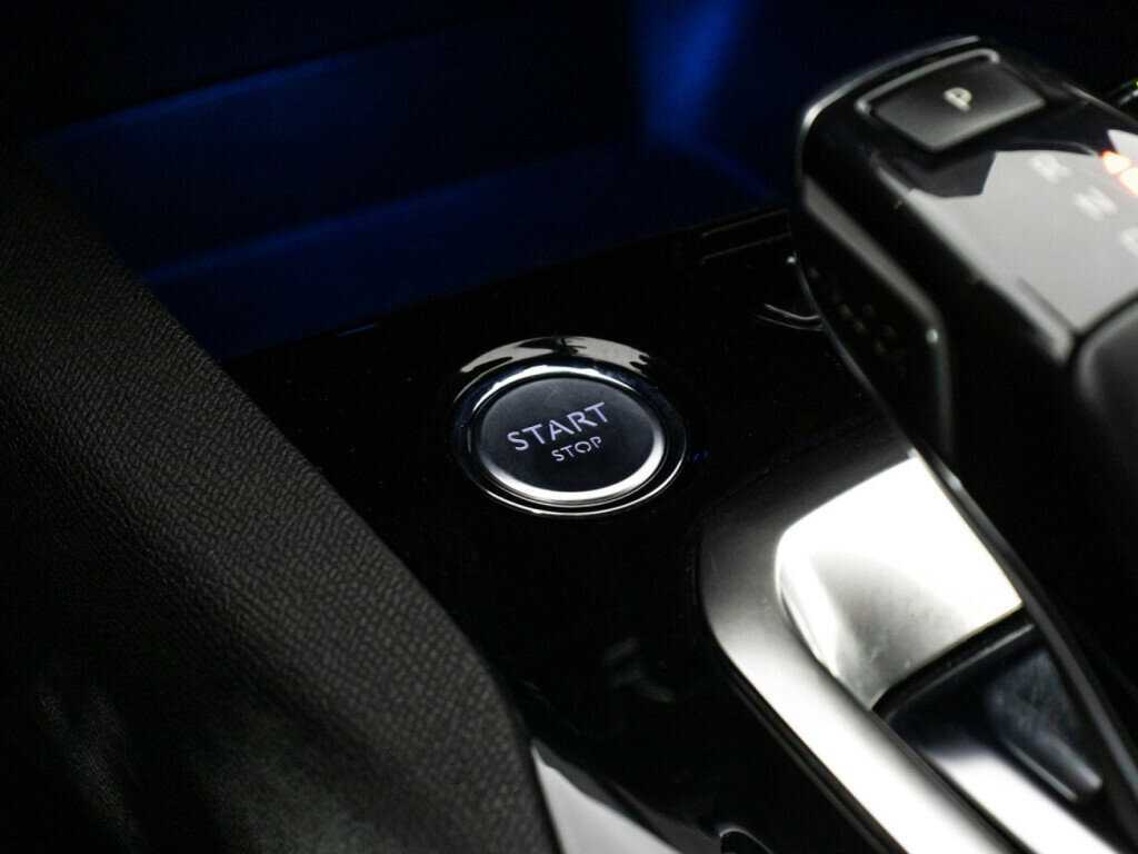 Peugeot 3008 б/у, 2017, Автоматическая. Фото: #21