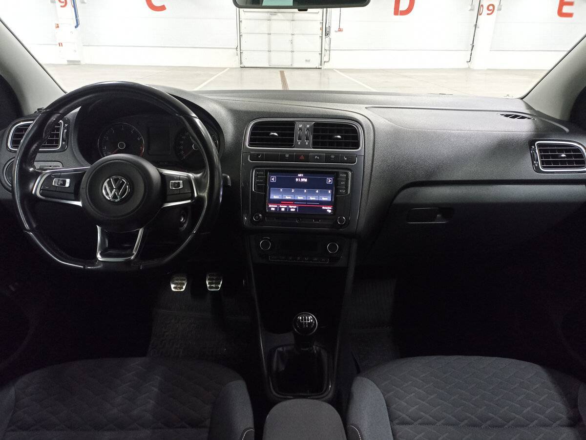 Volkswagen Polo б/у, 2018, Механическая. Фото: #13
