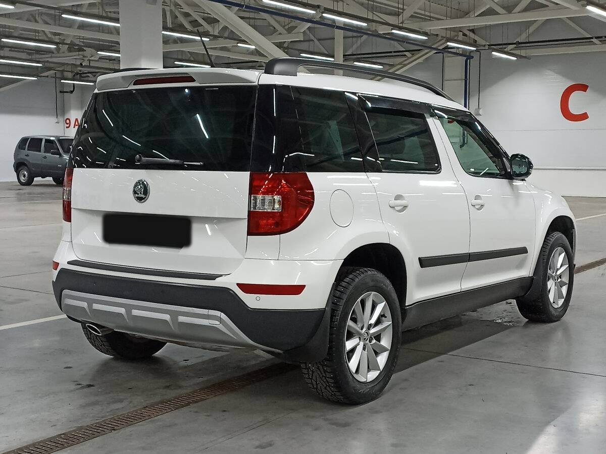 Skoda Yeti б/у, 2015, Механическая. Фото: #4
