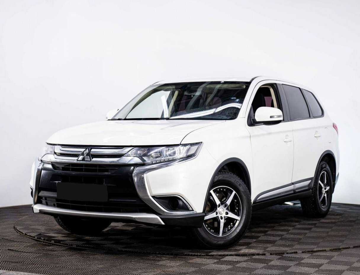 Mitsubishi Outlander б/у, 2017, Вариатор. Посмотреть фото