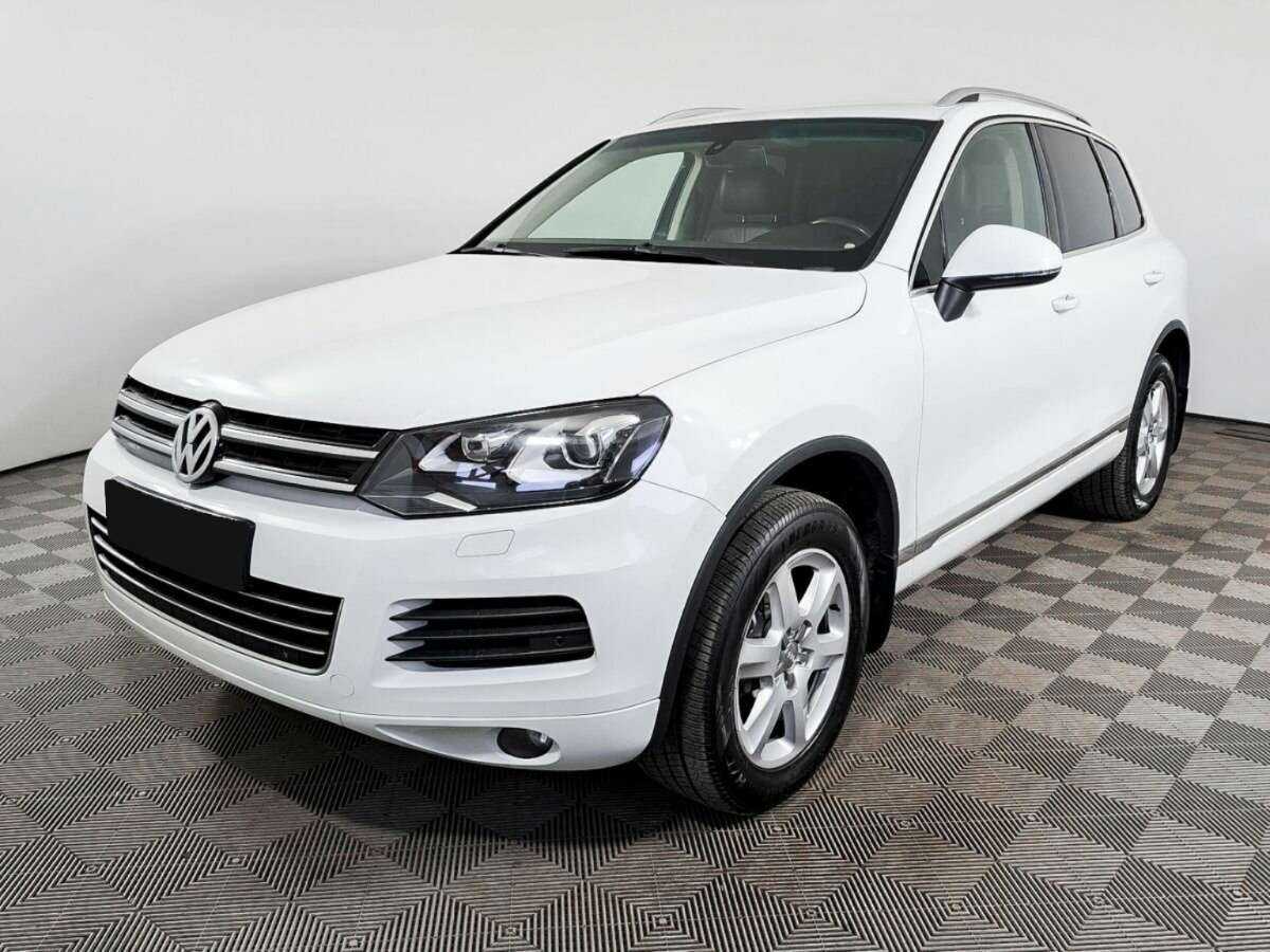 Volkswagen Touareg б/у, 2012, Автоматическая. Фото: #0