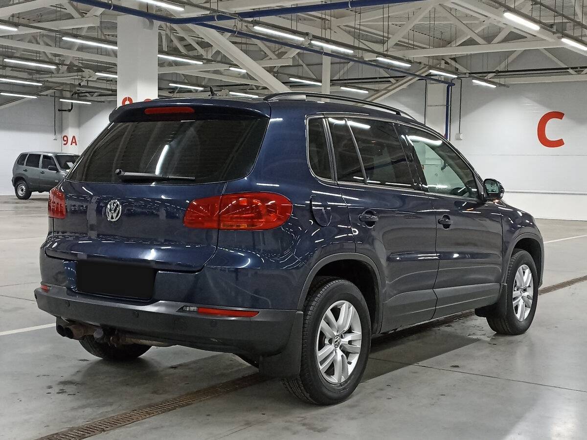 Volkswagen Tiguan б/у, 2016, Автоматическая. Фото: #4