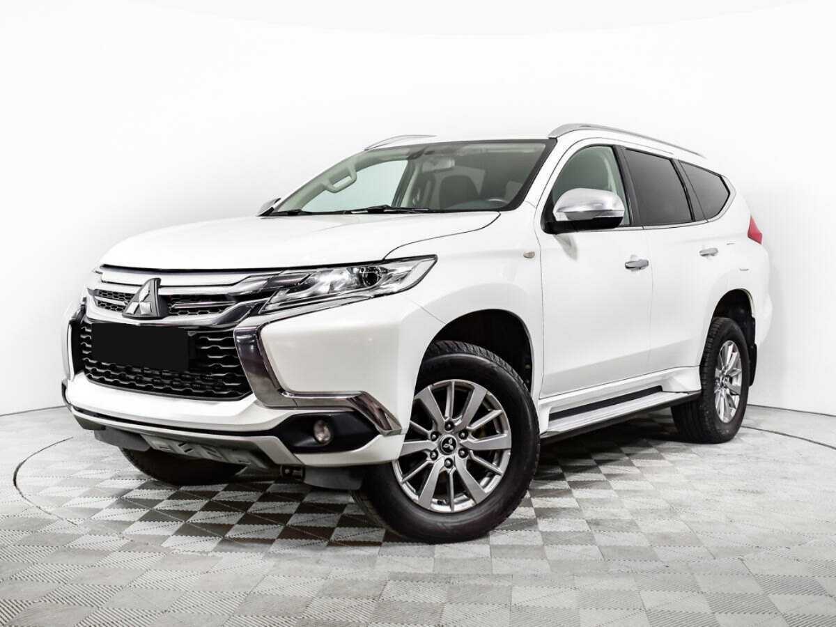 Mitsubishi Pajero Sport б/у, 2017, Механическая. Фото: #0
