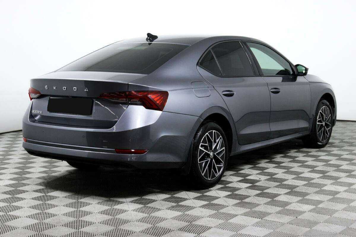 Skoda Octavia б/у, 2021, Автоматическая. Фото: #4