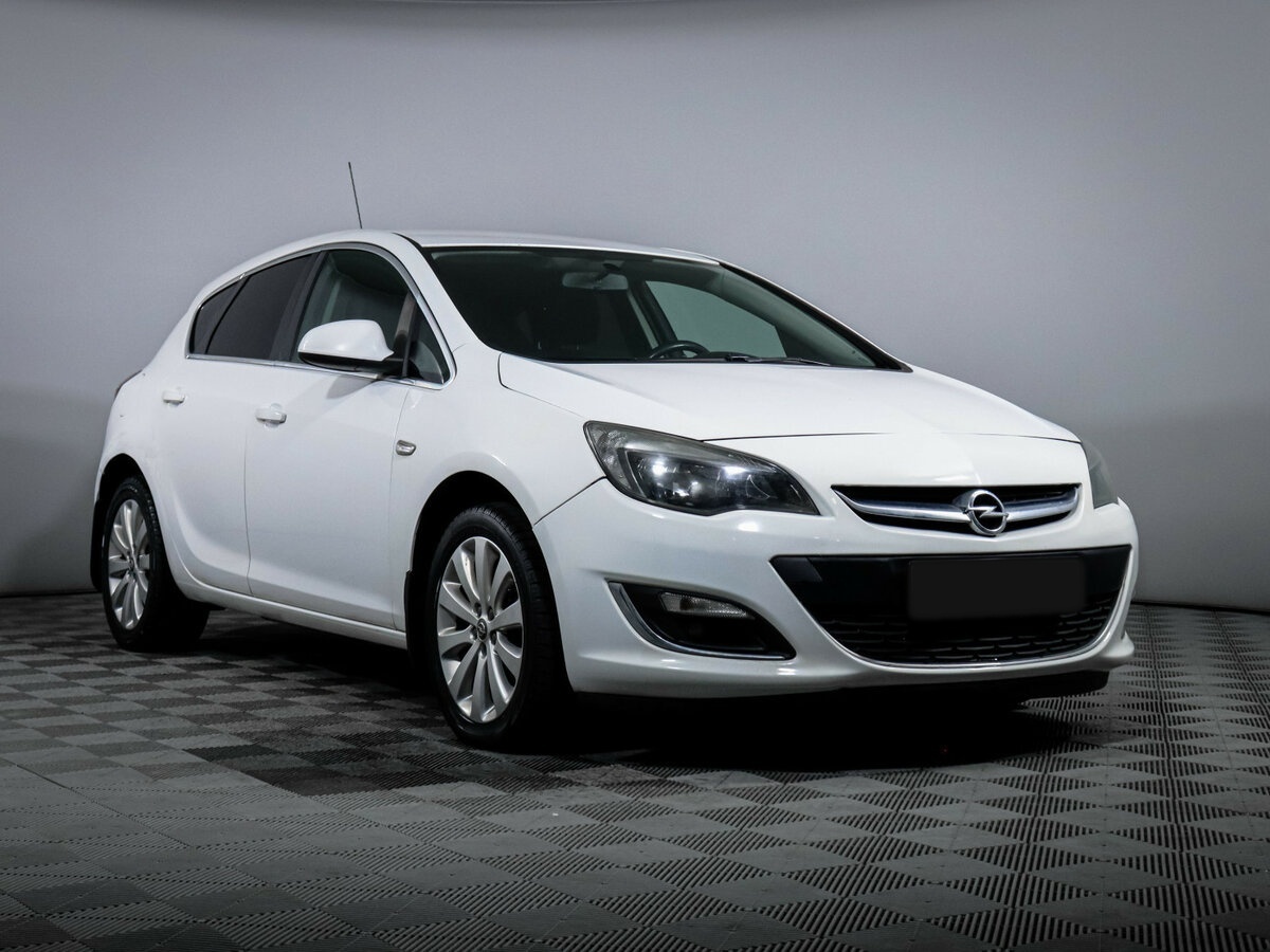 Opel Astra б/у, 2014, Автоматическая. Фото: #2
