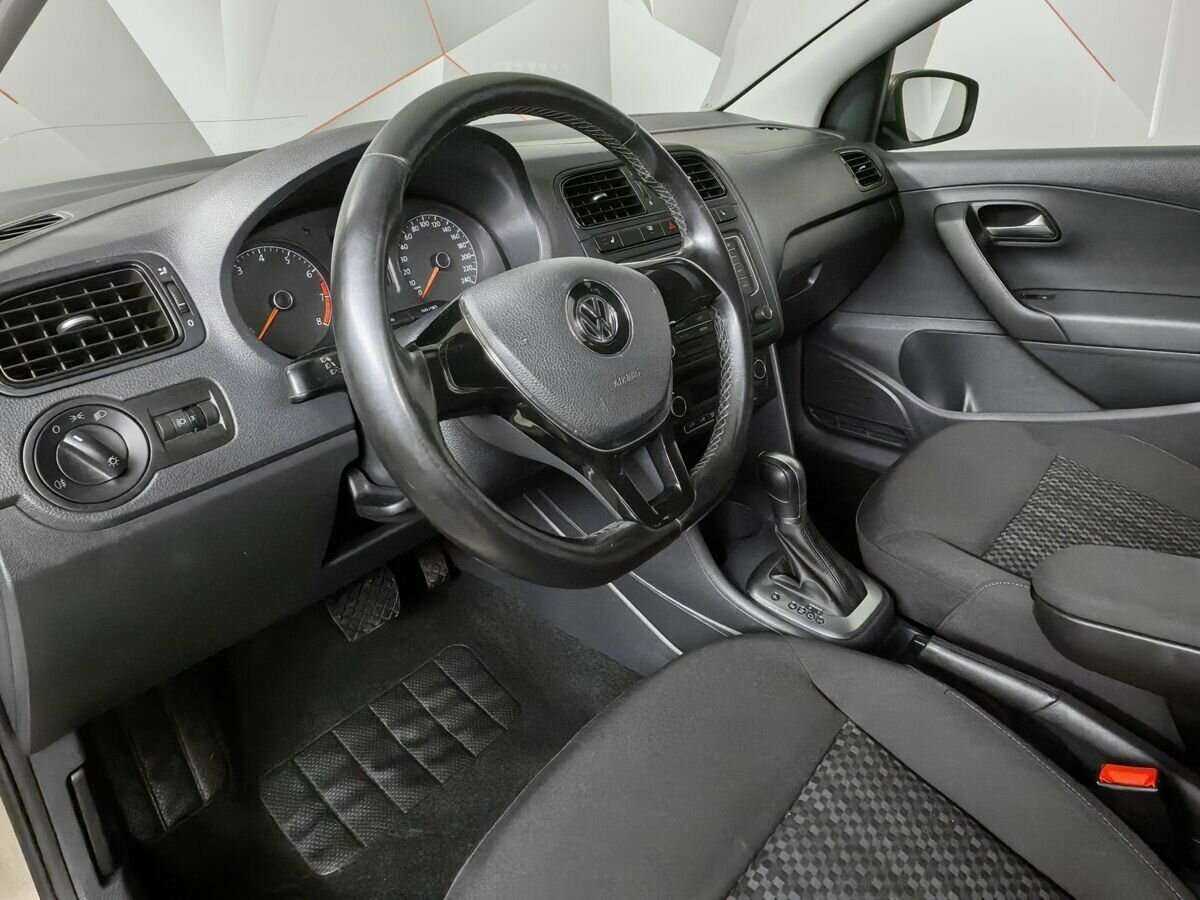 Volkswagen Polo б/у, 2016, Автоматическая. Фото: #13