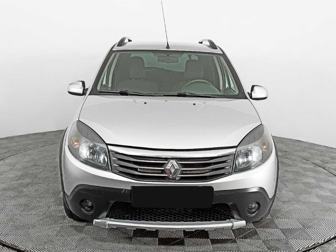 Renault Sandero б/у, 2013, Автоматическая. Фото: #1