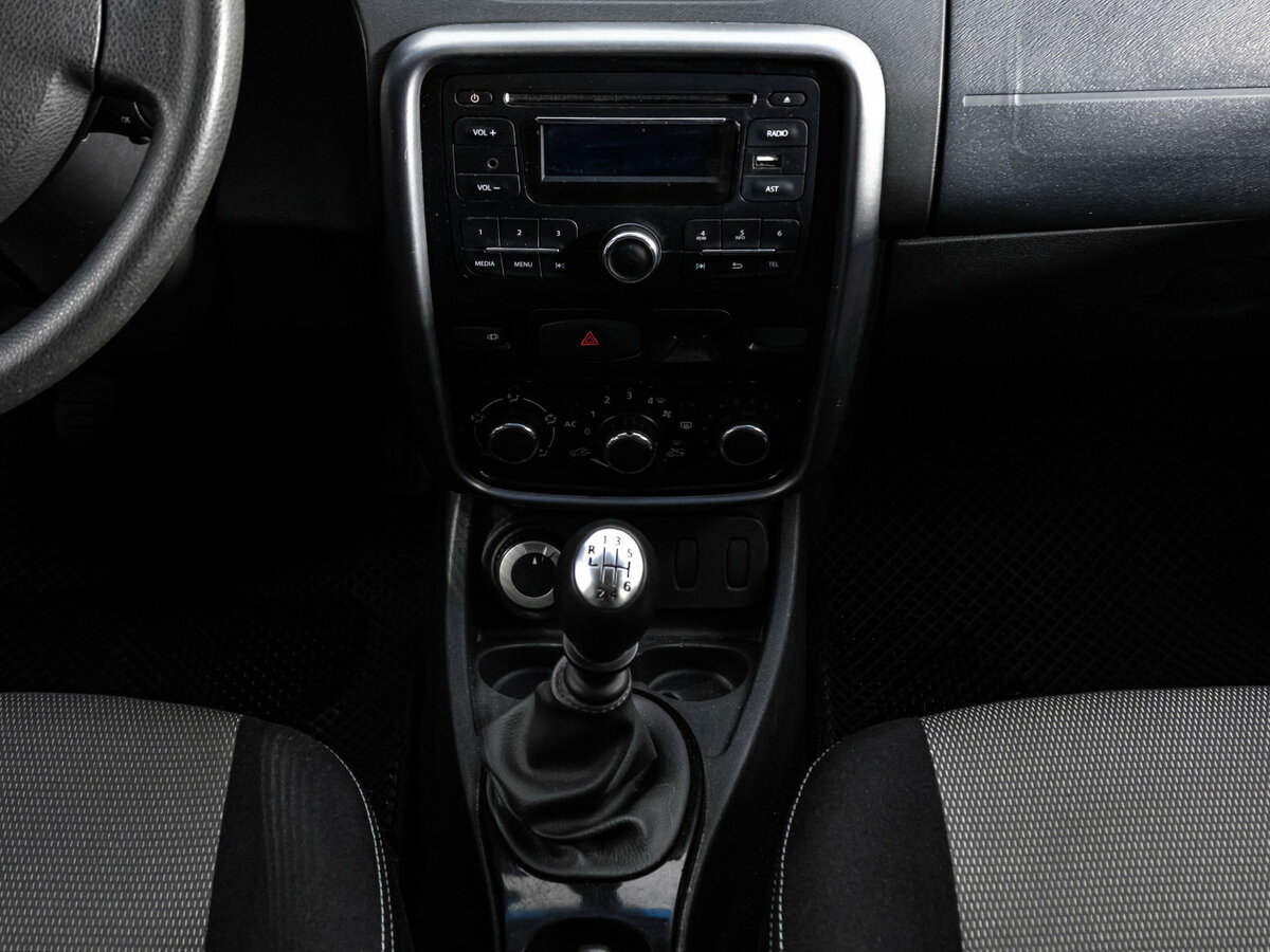 Renault Duster б/у, 2013, Механическая. Фото: #8