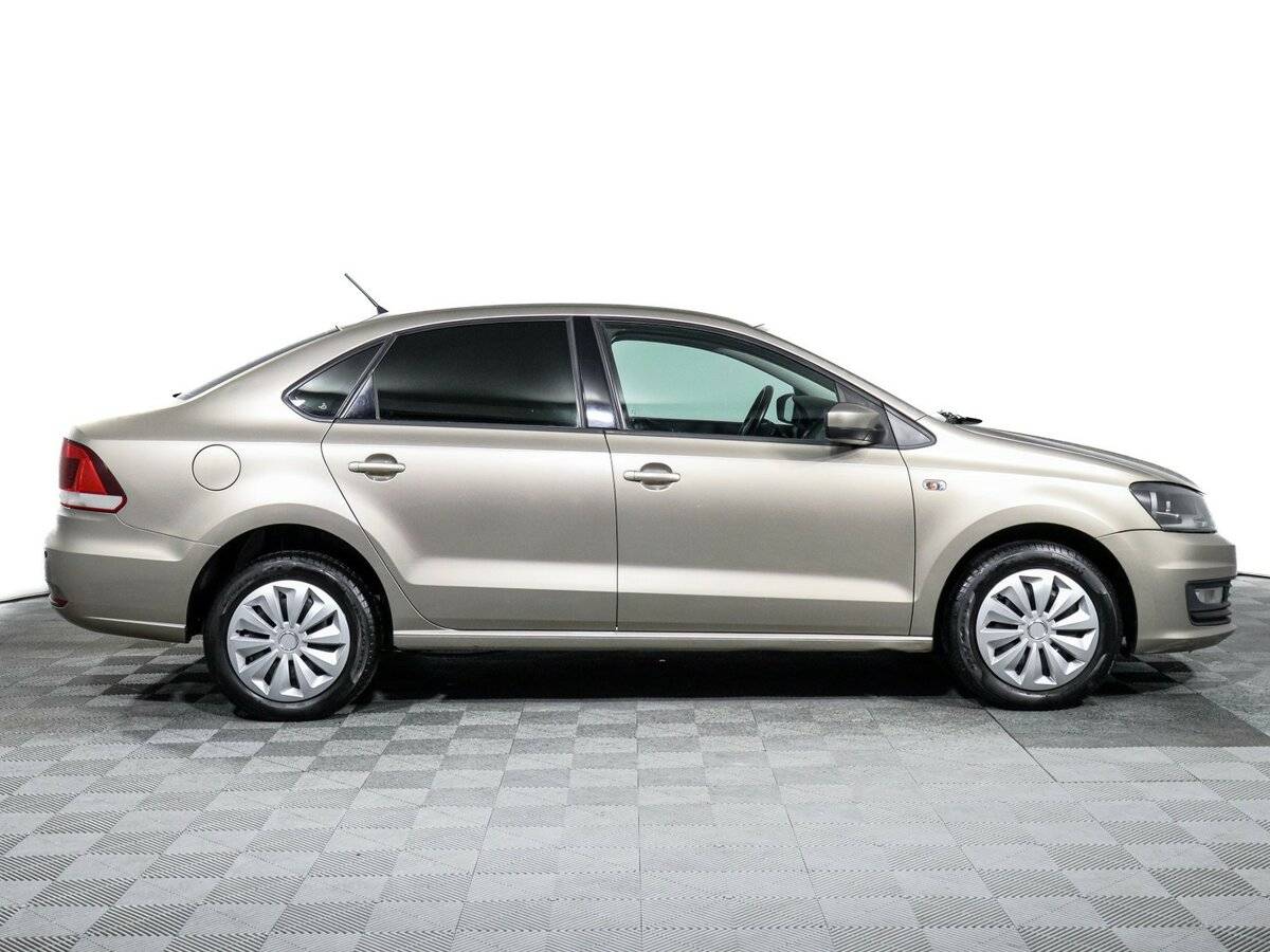 Volkswagen Polo б/у, 2016, Автоматическая. Фото: #3