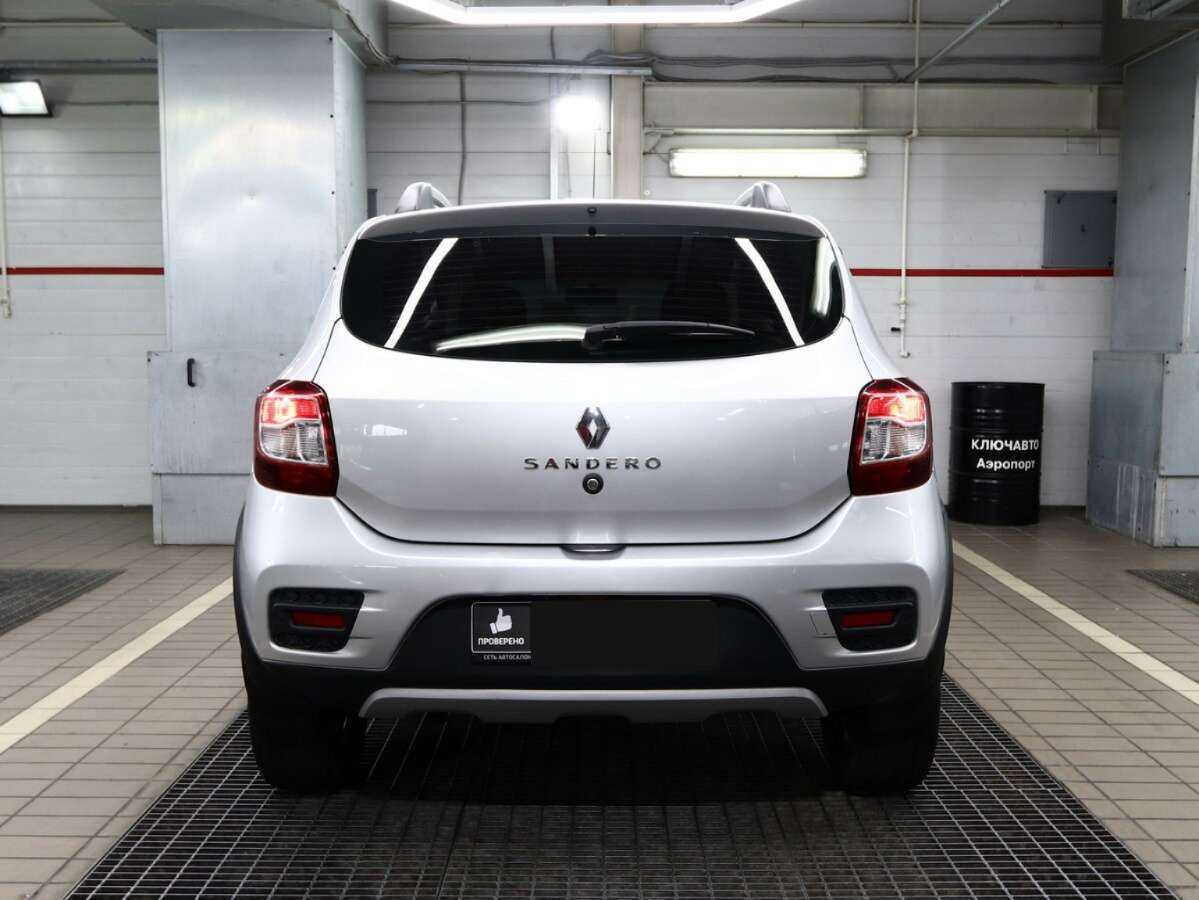 Renault Sandero б/у, 2020, Механическая. Фото: #4