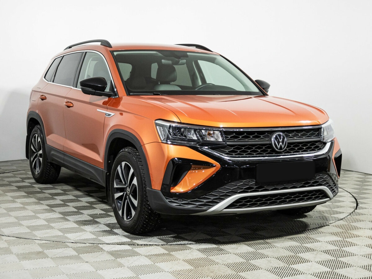 Volkswagen Taos б/у, 2021, Автоматическая. Фото: #2