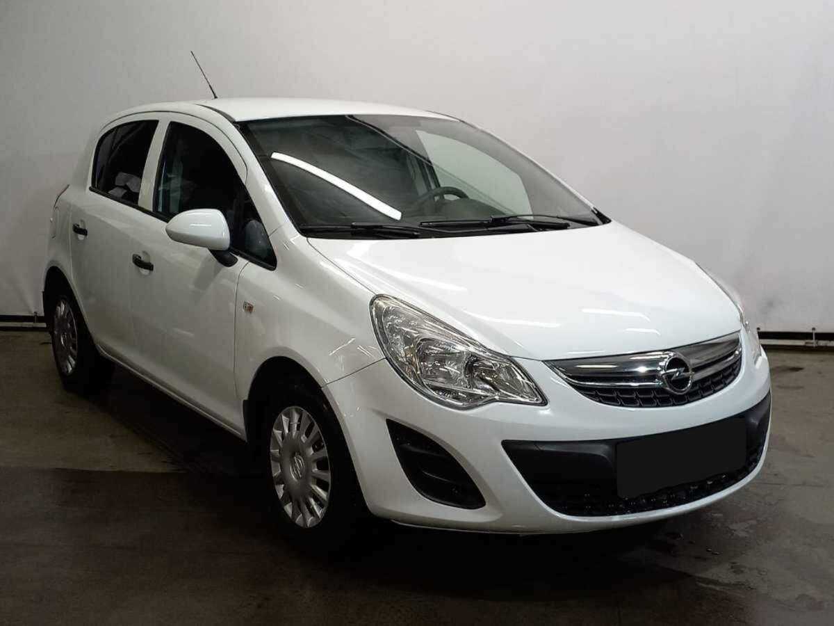 Opel Corsa б/у, 2012, Механическая. Фото: #2