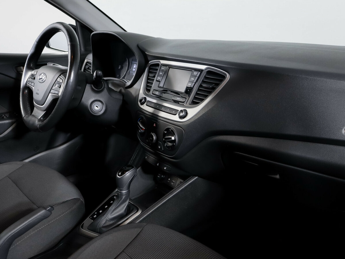 Hyundai Solaris б/у, 2018, Автоматическая. Фото: #6