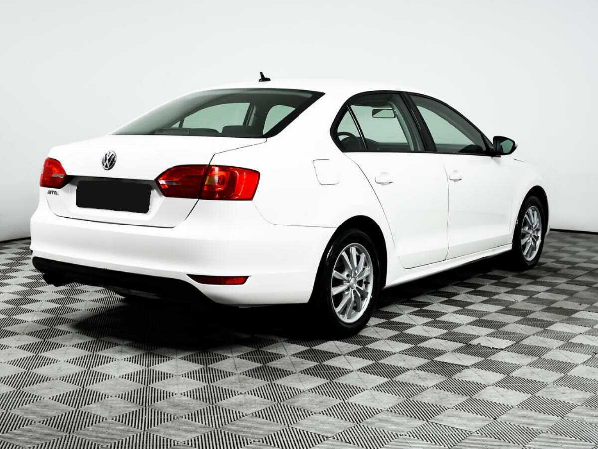 Volkswagen Jetta б/у, 2012, Роботизированная. Фото: #4