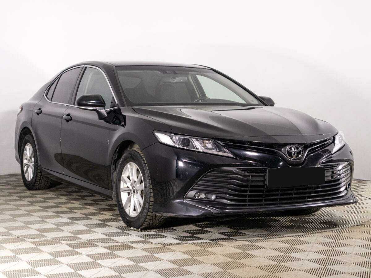 Toyota Camry б/у, 2019, Автоматическая. Фото: #2