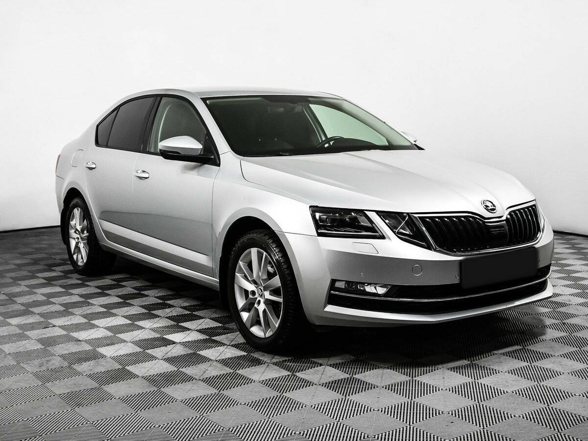 Skoda Octavia б/у, 2018, Роботизированная. Фото: #2