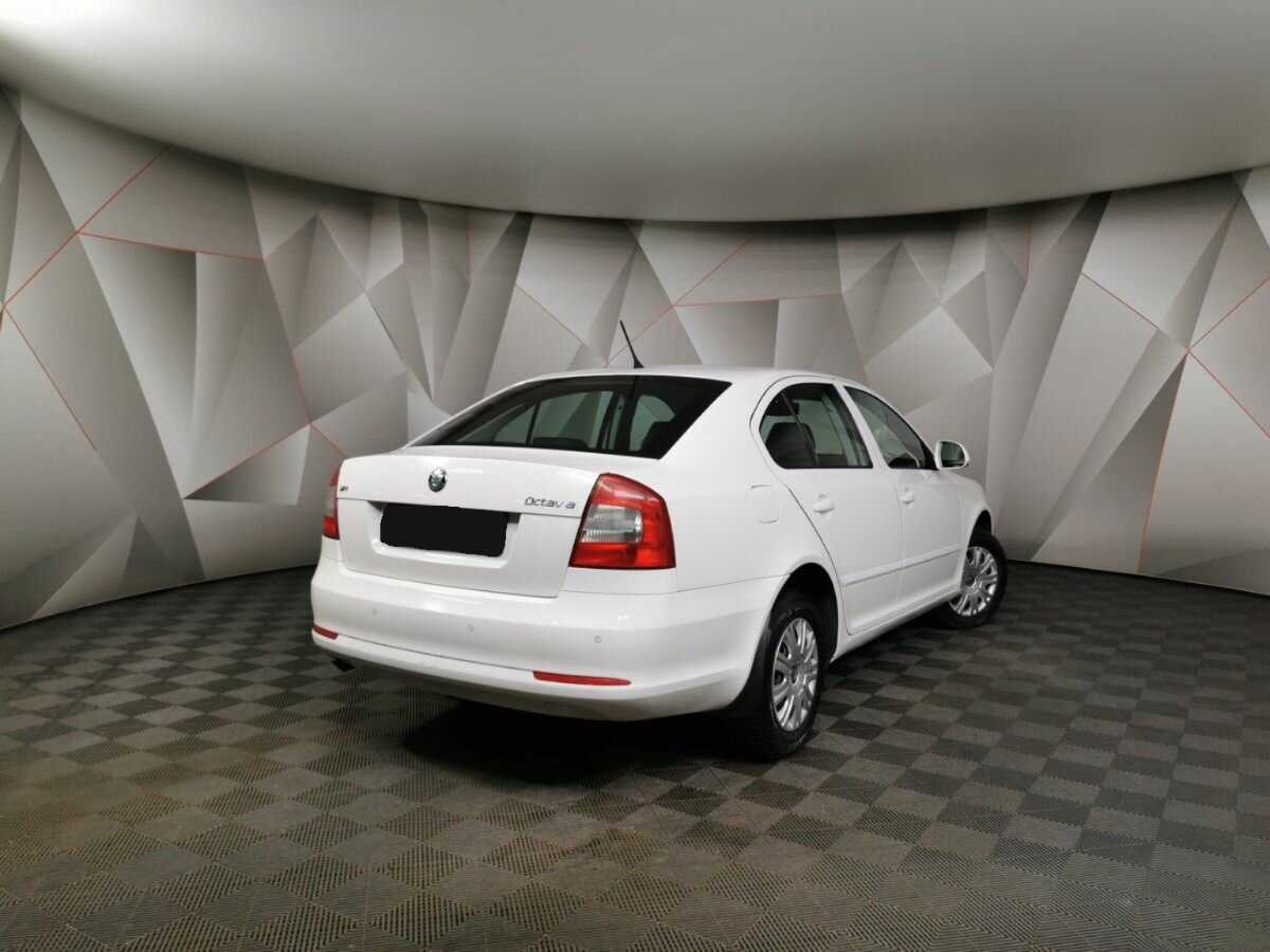 Skoda Octavia б/у, 2012, Автоматическая. Фото: #1