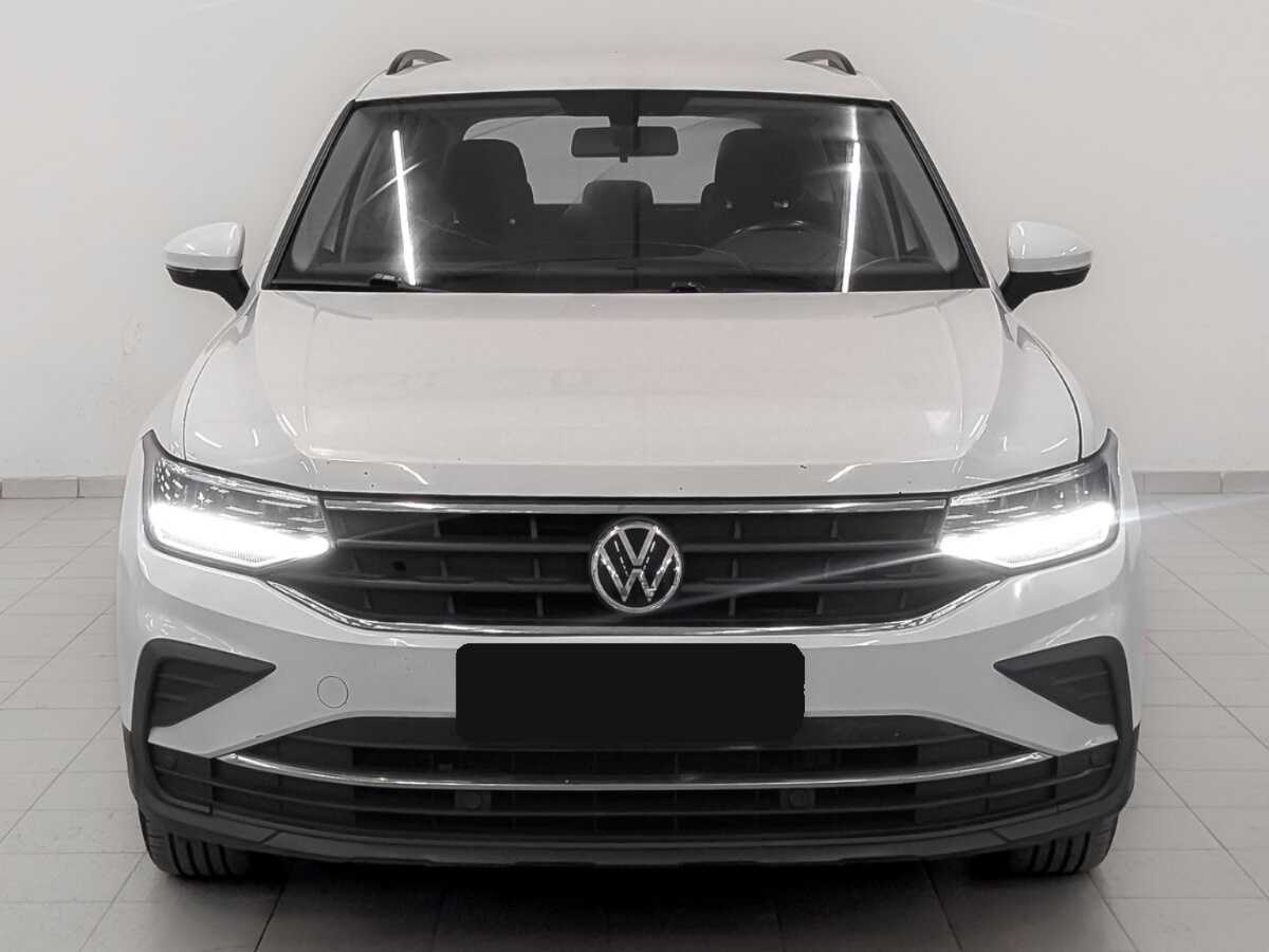 Volkswagen Tiguan б/у, 2021, Роботизированная. Фото: #1