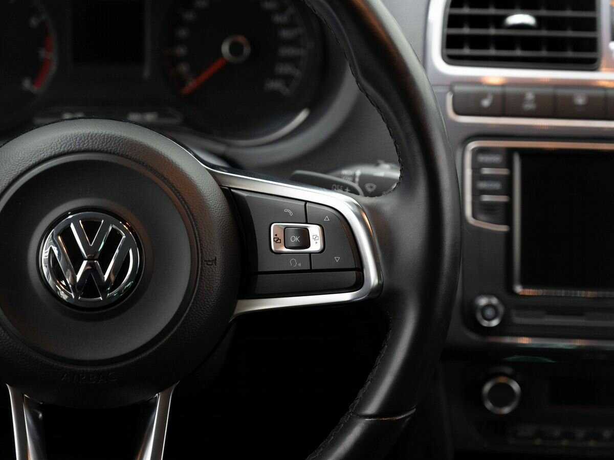 Volkswagen Polo б/у, 2019, Роботизированная. Фото: #15