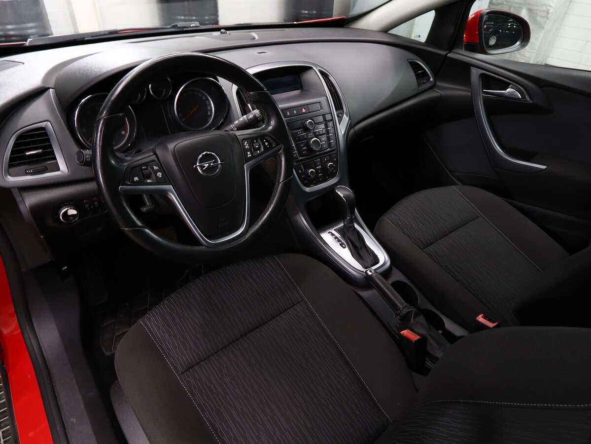 Opel Astra б/у, 2012, Автоматическая. Фото: #6